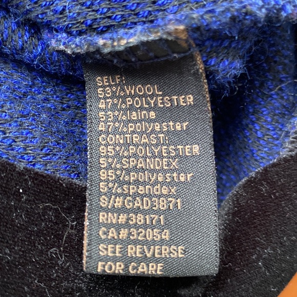 Luca Couture blue ladies top/sweater size small. - Picture 11 of 15